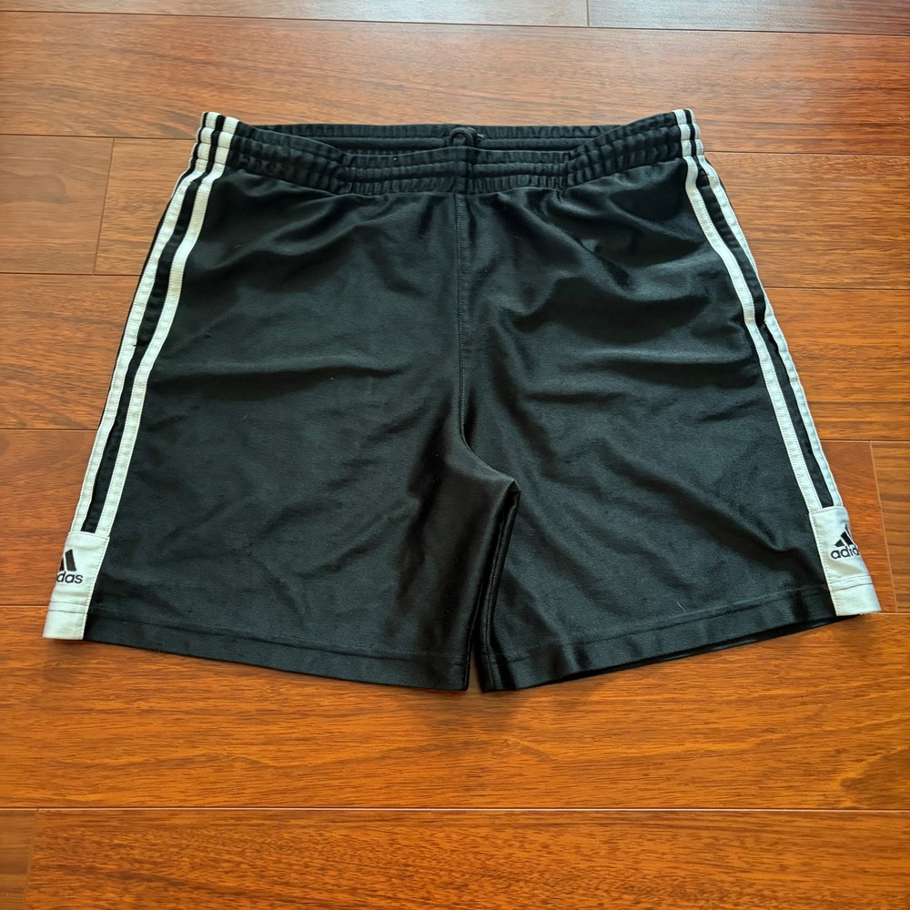 Adidas Vintage 05 Black Athletic Soccer Basketball Shorts Baggy Y2K